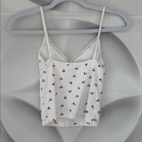 Brandy Melville Tank! - Picture 5 of 6